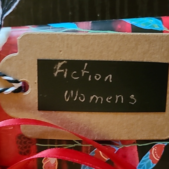 Gift Blind Fiction book - Picture 4 of 6